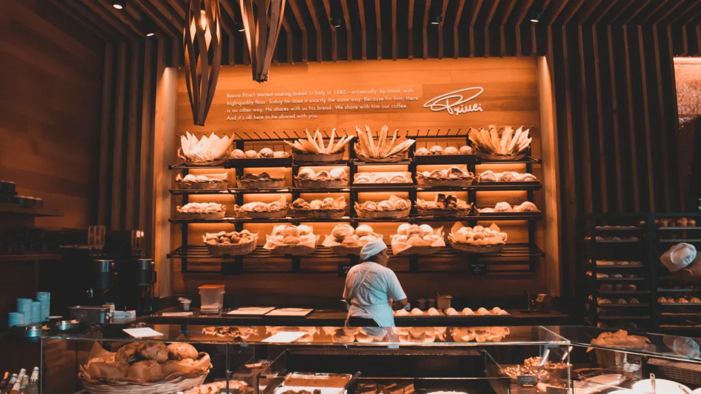 Expositor de pan en un diseño de panadería